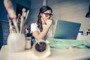 SAATNYA MEMIKIRKAN MASA DEPAN DENGAN STRATEGIC THINKING DAN PERENCANAAN MATANG