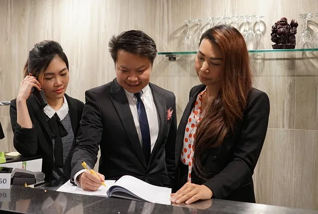 KETERAMPILAN DASAR KRUSIAL BAGI FRONTLINER