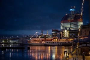 KEUNIKAN PROFESI MARINE SURVEYOR