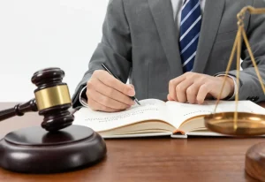 CARA KELOLA RISIKO HUKUM AGAR OPERASIONAL TETAP LANCAR