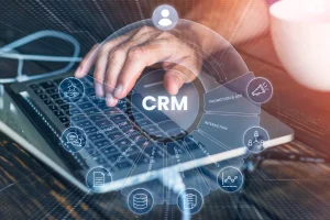 INVESTASI CRM JANGKA PANJANG BAGI KREDIBILITAS BISNIS
